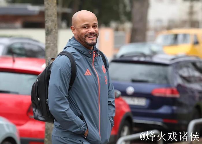 孔帕尼：穆西亚拉明年1月复出