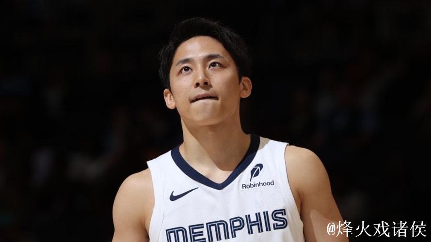 灰熊与河村勇辉签约双向合同 身高173cm为现役最矮球员 灰熊与河村勇辉签约双向合同 身高173cm为现役最矮球员